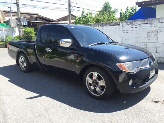 ขายรถ TRITON ปี08 มือเดียวป้ายแดงสีดำครับ