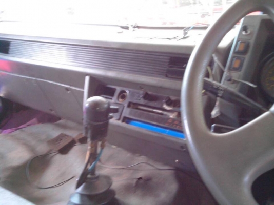 10 ล้อหัวลาก 2 เพลา 320 แรง ปี 2552(2544) รถสวยสภาพดีั เล่มพร้อม