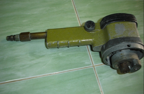 ขายเครื่องขัดกระดาษทรายแบบใช้ลม korb ALM105/SP