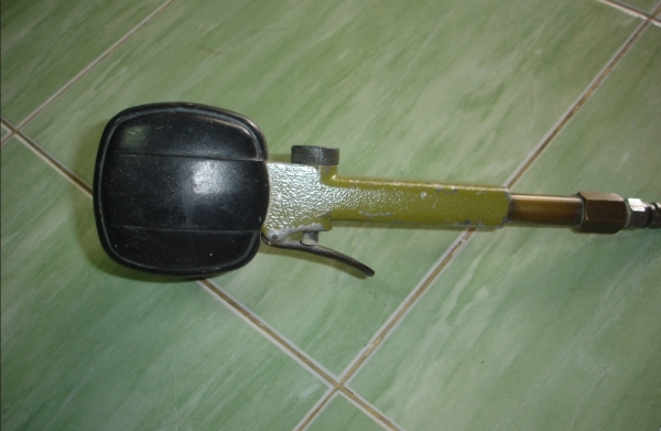 ขายเครื่องขัดกระดาษทรายแบบใช้ลม korb ALM105/SP