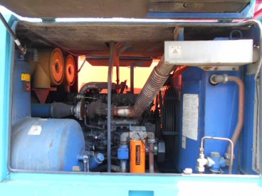 เครื่องปั๊มลม AIRMAN PDSF530S 10 บาร์/ 530cfm สนใจโทร. 080-6565422 (หนิง)