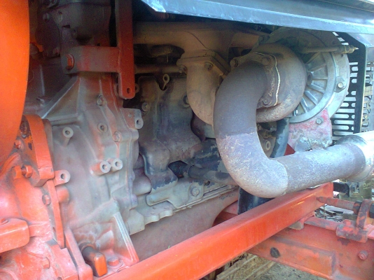 รถเกี่ยวข้าวศักดิ์พัฒนา