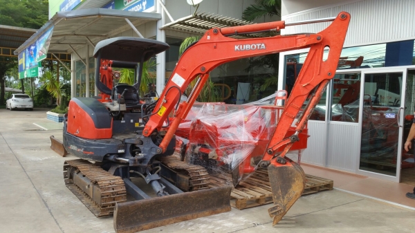 ขายด่วน kubota 28 แรง 3c