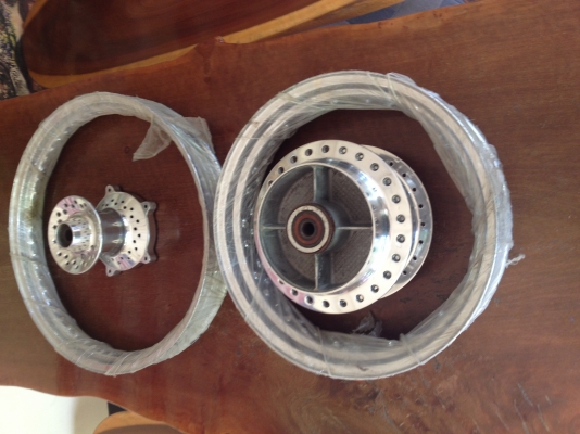 ดุมหน้า-หลังพร้อมขอบล้อ