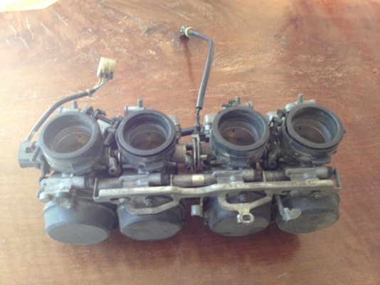 คาร์บูเรเตอร์ Honda Blackbird 1100 CC