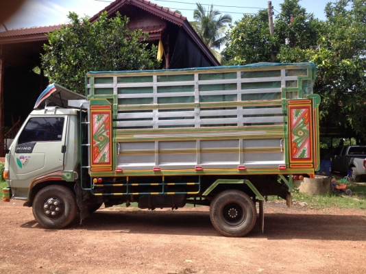 (ขายด่วนดั้ม) hino fc ซูปเปอร์เสี่ย 120 แรง พร้อมใช้คอกถอดออกได้ ราคาจะให้เท่าไรว่ามา พอใจให้เลยเจ้าของขายเอง