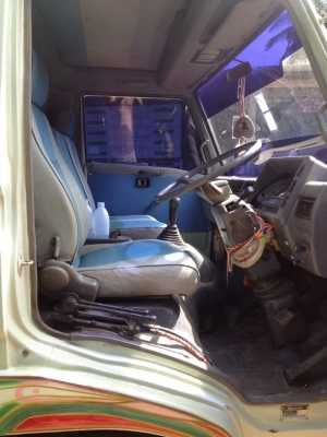 (ขายด่วนดั้ม) hino fc ซูปเปอร์เสี่ย 120 แรง พร้อมใช้คอกถอดออกได้ ราคาจะให้เท่าไรว่ามา พอใจให้เลยเจ้าของขายเอง