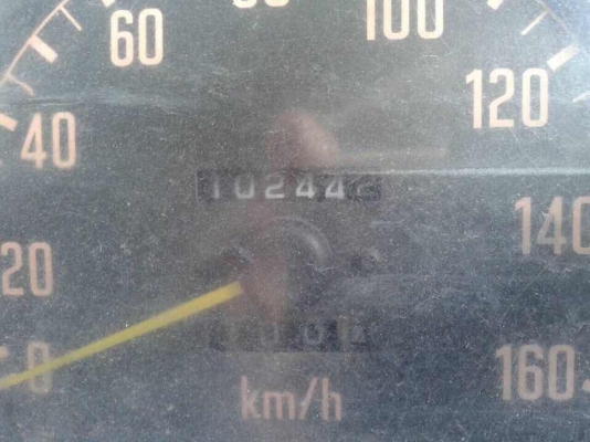 6 ล้อ 120 แรง ฝาขาว ปี 2541 ใช้น้อย 1 แสนกว่ากิโล รถสวย เล่มพร้อม กระบะยาว 4.30 ม.