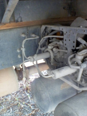 Hino รถตู้แห้ง 10 บาน 6 ล้อ