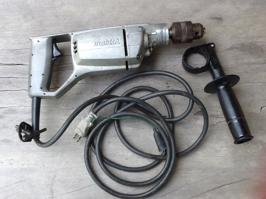 ขายสว่านกระแทก makita made in Japan (ขายแล้วครับ) ขายสว่านกระแทก makita made in Japan (ขายแล้วครับ)