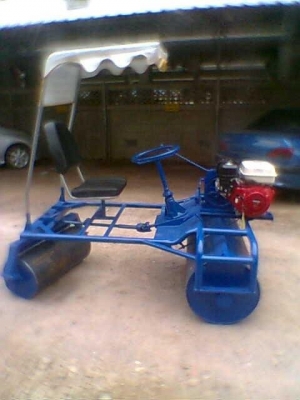 ขายรถบดหญ้า