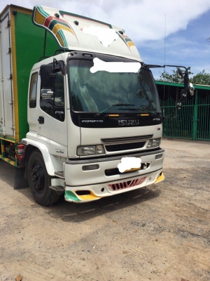 ขายหกล้อ ISUZU เด้กก้า ตู้บรรทุก 10 บาน