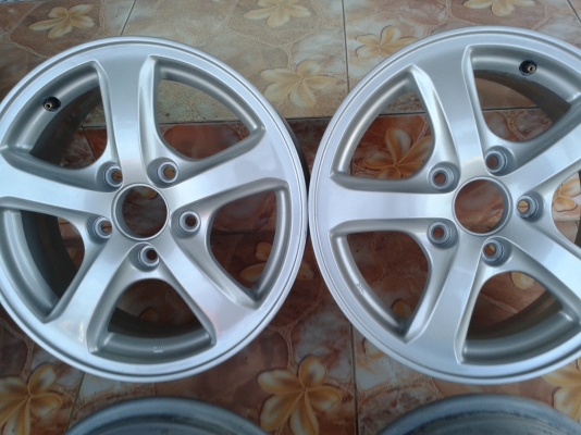 ขายล้อแม๊ก5รู ขอบ15 ราคาไม่แพง ขายล้อแม๊ก5รู ขอบ15 ราคาไม่แพง