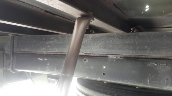 รถฮีโน่ 6 ล้อตู้  FC4J  เปลื่ยนเครื่อง 150 แรงม้า. ปี 45        สนใจติดต่อ  081 - 6079515