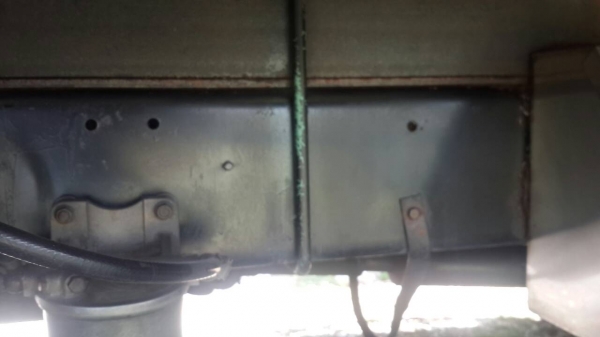 รถฮีโน่ 6 ล้อตู้  FC4J  เปลื่ยนเครื่อง 150 แรงม้า. ปี 45        สนใจติดต่อ  081 - 6079515