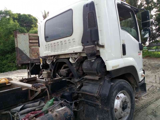 รถอีซูซุ 10 ล้อดั้ม FVZ 300 แรงม้า. ปี 53   สนใจติดต่อ  081 - 6079515