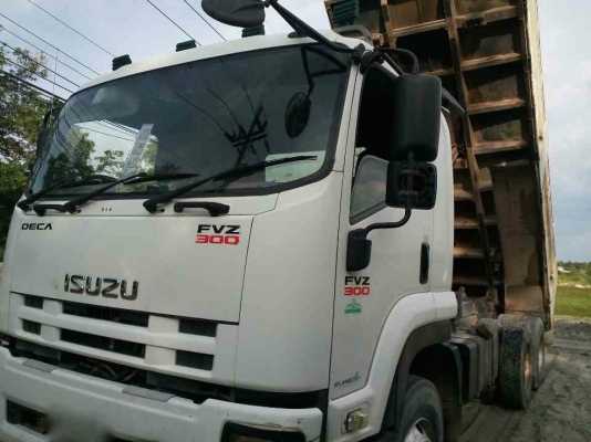 รถอีซูซุ 10 ล้อดั้ม FVZ 300 แรงม้า. ปี 53   สนใจติดต่อ  081 - 6079515