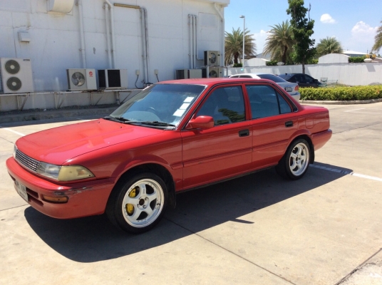 ขายรถโตโยต้า โคโรล่า ปี92 ee90 เครื่องเดิม 1.3 เกียร์ธรรมดา ติดแก๊ส LPG ภายในเบาะเดิมๆสวยสะอาด แอร์เย็นฉ่ำ วิทยุCDมีพร้อม ตัวถังบางเดิมห้องเครื่องเดิม สีเงามีริ้วรอยการใช้งาน แม็กssr ขอบ16" เครื่องแน่นวิ่งดี รถขับกลับได้เลยครับ ภาษีปี58 เอกสารพร้อม ข