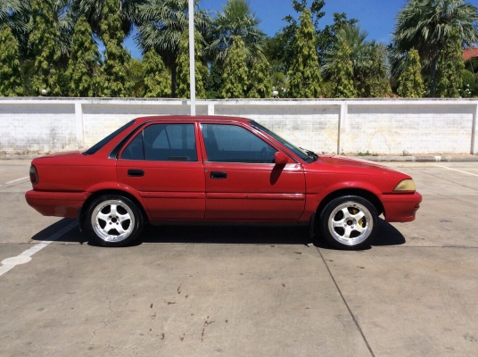 ขายรถโตโยต้า โคโรล่า ปี92 ee90 เครื่องเดิม 1.3 เกียร์ธรรมดา ติดแก๊ส LPG ภายในเบาะเดิมๆสวยสะอาด แอร์เย็นฉ่ำ วิทยุCDมีพร้อม ตัวถังบางเดิมห้องเครื่องเดิม สีเงามีริ้วรอยการใช้งาน แม็กssr ขอบ16" เครื่องแน่นวิ่งดี รถขับกลับได้เลยครับ ภาษีปี58 เอกสารพร้อม ข