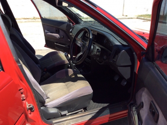 ขายรถโตโยต้า โคโรล่า ปี92 ee90 เครื่องเดิม 1.3 เกียร์ธรรมดา ติดแก๊ส LPG ภายในเบาะเดิมๆสวยสะอาด แอร์เย็นฉ่ำ วิทยุCDมีพร้อม ตัวถังบางเดิมห้องเครื่องเดิม สีเงามีริ้วรอยการใช้งาน แม็กssr ขอบ16" เครื่องแน่นวิ่งดี รถขับกลับได้เลยครับ ภาษีปี58 เอกสารพร้อม ข