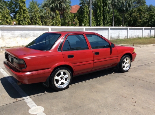 ขายรถโตโยต้า โคโรล่า ปี92 ee90 เครื่องเดิม 1.3 เกียร์ธรรมดา ติดแก๊ส LPG ภายในเบาะเดิมๆสวยสะอาด แอร์เย็นฉ่ำ วิทยุCDมีพร้อม ตัวถังบางเดิมห้องเครื่องเดิม สีเงามีริ้วรอยการใช้งาน แม็กssr ขอบ16" เครื่องแน่นวิ่งดี รถขับกลับได้เลยครับ ภาษีปี58 เอกสารพร้อม ข