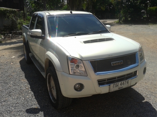 D-MAX HILANDER 4 ประตู D-MAX HILANDER 4 ประตู