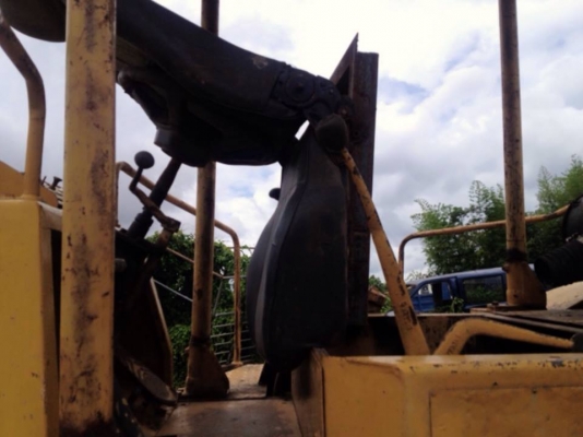 **329,000 บ.ต่อรอง/// รถตักล้อยาง เอวอ่อน CAT 950 **ขาย CATERPILLAR 950 รถตักล้อยาง เอวอ่อน ราคาเบาๆ WHEEL LOADER CAT 950 เอวอ่อน แขนเดิม บุ้งกี๋เดิม สภาพดี แขนไม่ร้าว บุ้งกี๋ไม่ผุ เครื่องเดิม ปั้มเดิม ช่วงล่างดี ระบบขับเคลื่อน ปกติ ระบบไฮดรอลิกปกติ ยาง4เ **329,000 บ.ต่อรอง/// รถตักล้อยาง เอวอ่อน CAT 950 **ขาย CATERPILLAR 950 รถตักล้อยาง เอวอ่อน ราคาเบาๆ WHEEL LOADER CAT 950 เอวอ่อน แขนเดิม บุ้งกี๋เดิม สภาพดี แขนไม่ร้าว บุ้งกี๋ไม่ผุ เครื่องเดิม ปั้มเดิม ช่วงล่างดี ระบบขับเคลื่อน ปกติ ระบบไฮดรอลิกปกติ ยาง4เ