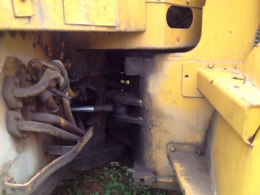 **329,000 บ.ต่อรอง/// รถตักล้อยาง เอวอ่อน CAT 950 **ขาย CATERPILLAR 950 รถตักล้อยาง เอวอ่อน ราคาเบาๆ WHEEL LOADER CAT 950 เอวอ่อน แขนเดิม บุ้งกี๋เดิม สภาพดี แขนไม่ร้าว บุ้งกี๋ไม่ผุ เครื่องเดิม ปั้มเดิม ช่วงล่างดี ระบบขับเคลื่อน ปกติ ระบบไฮดรอลิกปกติ ยาง4เ **329,000 บ.ต่อรอง/// รถตักล้อยาง เอวอ่อน CAT 950 **ขาย CATERPILLAR 950 รถตักล้อยาง เอวอ่อน ราคาเบาๆ WHEEL LOADER CAT 950 เอวอ่อน แขนเดิม บุ้งกี๋เดิม สภาพดี แขนไม่ร้าว บุ้งกี๋ไม่ผุ เครื่องเดิม ปั้มเดิม ช่วงล่างดี ระบบขับเคลื่อน ปกติ ระบบไฮดรอลิกปกติ ยาง4เ