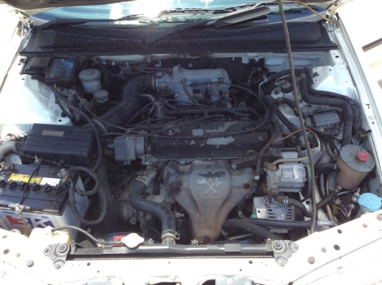 ขายรถ Honda accord ตาเพชรไฟท้ายสั้น ปี93 เครื่องเดิมหัวฉีด 2.0 เกียร์ธรรมดา เพาเวอร์ ไฟฟ้าทั้งคัน ภายในเบาะสวยไม่มีขาด เก็บงานนิดหน่อย แอร์เย็นฉ่ำ ตัวถังบางเดิมสีใหม่ๆสีขาวมุก สีเงาสวยทั้งคัน แม็กขอบ 16" ยางดี เครื่องแน่นวิ่งดี รถสีสวยทางดี พร้อมใช้