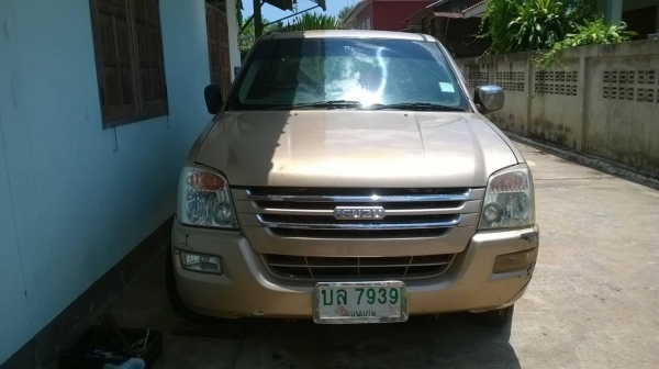 ขายตามสภาพ DMAX 2.5 SLX ปี 48 สีบางทั้งคันแต่ต้องไปเก็บอีกหน่อย คัสซีสวย เครื่องมีไอหน่อย ราคาต่อรองได้ ขายตามสภาพ DMAX 2.5 SLX ปี 48 สีบางทั้งคันแต่ต้องไปเก็บอีกหน่อย คัสซีสวย เครื่องมีไอหน่อย ราคาต่อรองได้