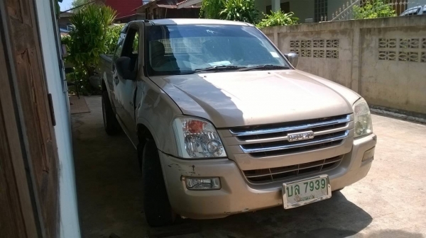 ขายตามสภาพ DMAX 2.5 SLX ปี 48 สีบางทั้งคันแต่ต้องไปเก็บอีกหน่อย คัสซีสวย เครื่องมีไอหน่อย ราคาต่อรองได้ ขายตามสภาพ DMAX 2.5 SLX ปี 48 สีบางทั้งคันแต่ต้องไปเก็บอีกหน่อย คัสซีสวย เครื่องมีไอหน่อย ราคาต่อรองได้