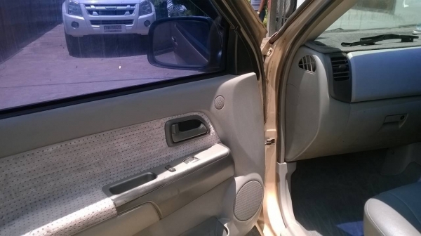 ขายตามสภาพ DMAX 2.5 SLX ปี 48 สีบางทั้งคันแต่ต้องไปเก็บอีกหน่อย คัสซีสวย เครื่องมีไอหน่อย ราคาต่อรองได้ ขายตามสภาพ DMAX 2.5 SLX ปี 48 สีบางทั้งคันแต่ต้องไปเก็บอีกหน่อย คัสซีสวย เครื่องมีไอหน่อย ราคาต่อรองได้