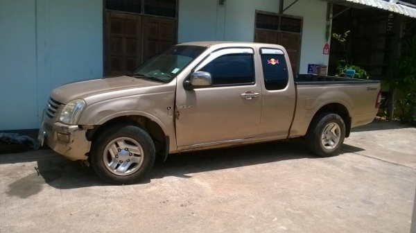 ขายตามสภาพ DMAX 2.5 SLX ปี 48 สีบางทั้งคันแต่ต้องไปเก็บอีกหน่อย คัสซีสวย เครื่องมีไอหน่อย ราคาต่อรองได้ ขายตามสภาพ DMAX 2.5 SLX ปี 48 สีบางทั้งคันแต่ต้องไปเก็บอีกหน่อย คัสซีสวย เครื่องมีไอหน่อย ราคาต่อรองได้