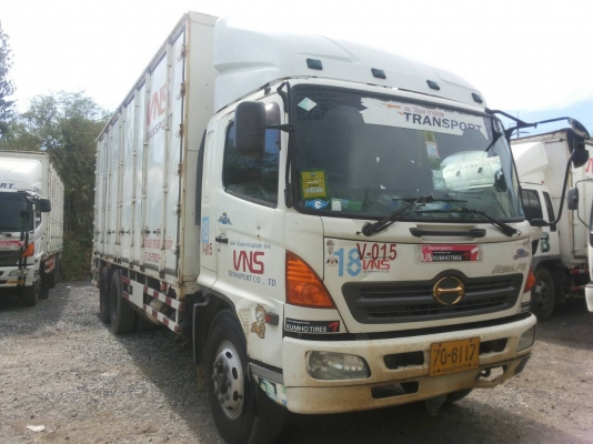 รถบรรทุก 10  ล้อตู้ 10 บาน HINO  FG1J ปี 46 ยาว 7.2 ราคา 670,000 บ. รถอยู่สมุทรปราการ