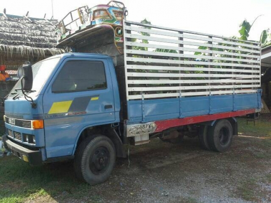 Isuzu  npr110