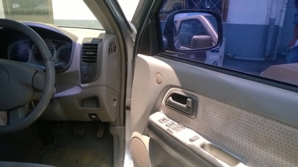 ขาย  DMAX HILANDER 3.0 สภาพสวยบางเดิม หน้าเดิม รถไม่เคยมีอุบัติเหตุ แอร์เย็น ทะเบียนพร้อมครับ