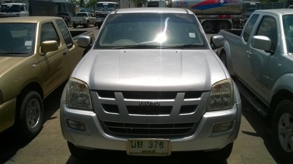 ขาย  DMAX HILANDER 3.0 สภาพสวยบางเดิม หน้าเดิม รถไม่เคยมีอุบัติเหตุ แอร์เย็น ทะเบียนพร้อมครับ