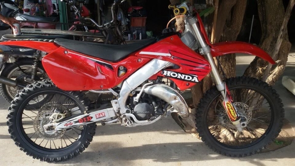 ขาย CR125 1999 42000 ต่อรองราคาได้ครับ