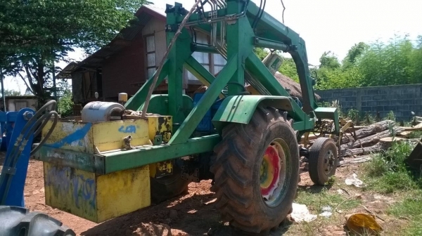 ขายรถไถ FORD 6600 T3 ติดคีบอวยชัยแทรคเตอร์ สภาพพร้อมใช้งาน ยางดีทุกเส้น เอกสารเล่มทะเบียนครบ ราคาต่อรองได้ ขายรถไถ FORD 6600 T3 ติดคีบอวยชัยแทรคเตอร์ สภาพพร้อมใช้งาน ยางดีทุกเส้น เอกสารเล่มทะเบียนครบ ราคาต่อรองได้