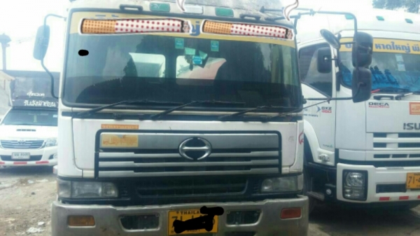 ขายด่วน ยกชุด(มี3คัน)หัวลาก((HINO 2คัน Misu1คัน)) สภาพดีสวยพร้อมใช้งาน เล่มทะเบียนพร้อมโอน ( ราคา1,950,000 รวม3คัน) ต่อรองได้ครับ