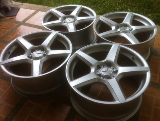 ล้อ AMG ขอบ18 สภาพสวย
