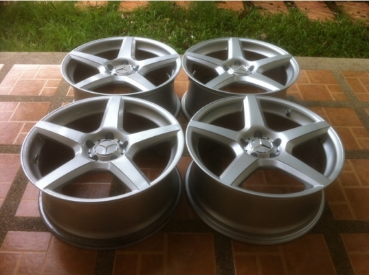ล้อ AMG ขอบ18 สภาพสวย