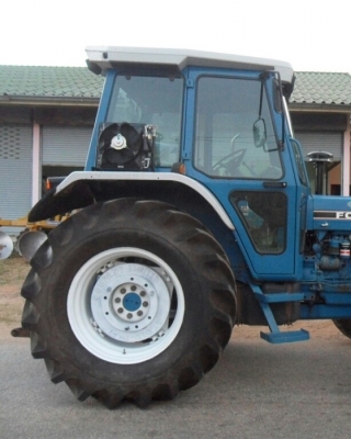 ขายแล้ว ยางหลังBS ขนาด 18.4-34 พร้อมกะทะล้อ34&rdquo;  สภาพสวย ดอกยางสูงนิ้วกว่า ขายยกกะทะพร้อมยางเลย คู่ละ35,000ครับ