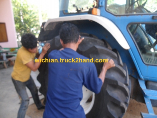 ขายแล้ว ยางหลังBS ขนาด 18.4-34 พร้อมกะทะล้อ34&rdquo;  สภาพสวย ดอกยางสูงนิ้วกว่า ขายยกกะทะพร้อมยางเลย คู่ละ35,000ครับ