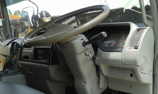 ขายด่วนครับ รถสวยพร้อมใช้งาน ขายด่วนครับ รถสวยพร้อมใช้งาน