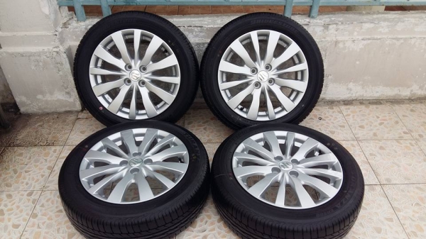 ขายล้อแม็กพร้อมยางป้ายแดง suzuki swift 16" พร้อมยางปี15 สนใจติดต่อเล็กคลองสามครับ 081-3747940 ขายล้อแม็กพร้อมยางป้ายแดง suzuki swift 16" พร้อมยางปี15 สนใจติดต่อเล็กคลองสามครับ 081-3747940