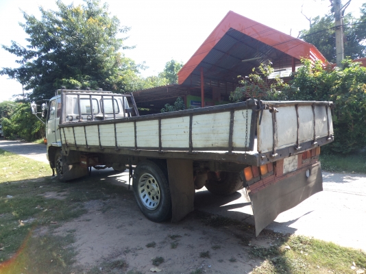 ขายถูกๆ285000บาทรถ6ล้ออีซูซุเครื่อง6BF พวงมาลัยเพาเวอร์ เบรกทิฟฟี เอกสารพร้อมโอนน