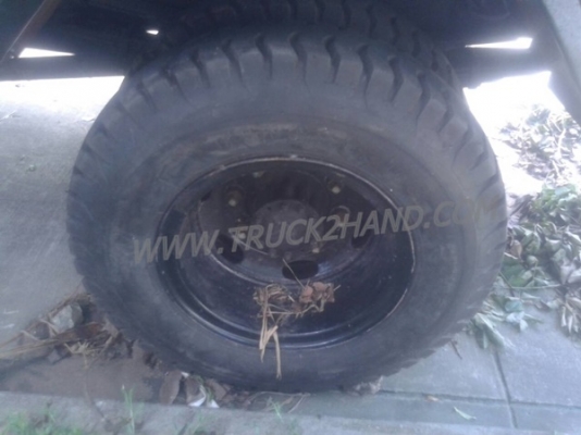 รถบรรทุก 6 ล้อ ISUZU กระบะบรรทุก กระบะยาว 5.30 เมตร รถบรรทุก 6 ล้อ ISUZU กระบะบรรทุก กระบะยาว 5.30 เมตร