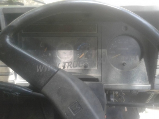 รถบรรทุก 6 ล้อ ISUZU กระบะบรรทุก กระบะยาว 5.30 เมตร รถบรรทุก 6 ล้อ ISUZU กระบะบรรทุก กระบะยาว 5.30 เมตร