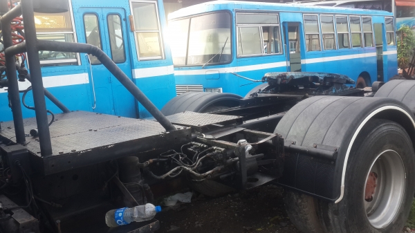 ขายรถบัส  2 คันด่วน